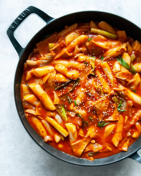 DongWon Hot and Spicy Topokki Cup